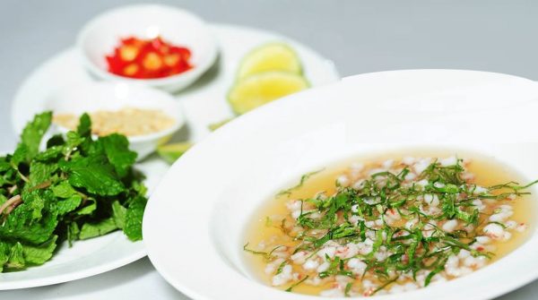 Lạ lùng món tiết canh tôm hùm Long Hải – đặc sản vùng biển Vũng Tàu mon ngon long hai 6 600x335 - Lạ lùng món tiết canh tôm hùm Long Hải – đặc sản vùng biển Vũng Tàu