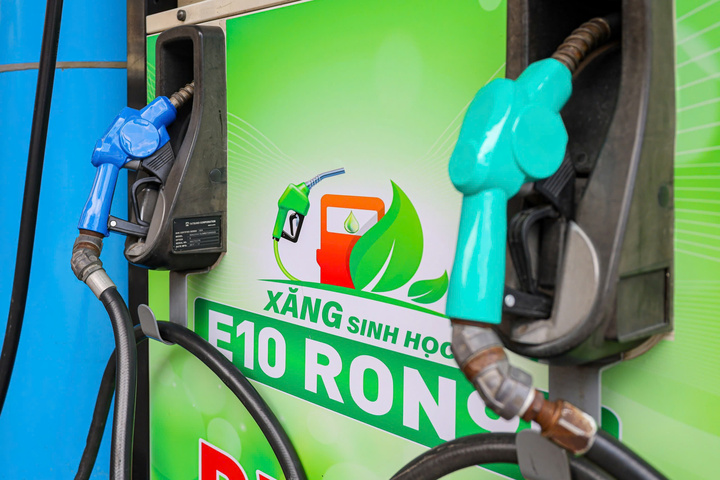 800 triệu lít xăng E10 được tiêu thụ sau 1 tháng mở bán toàn quốc