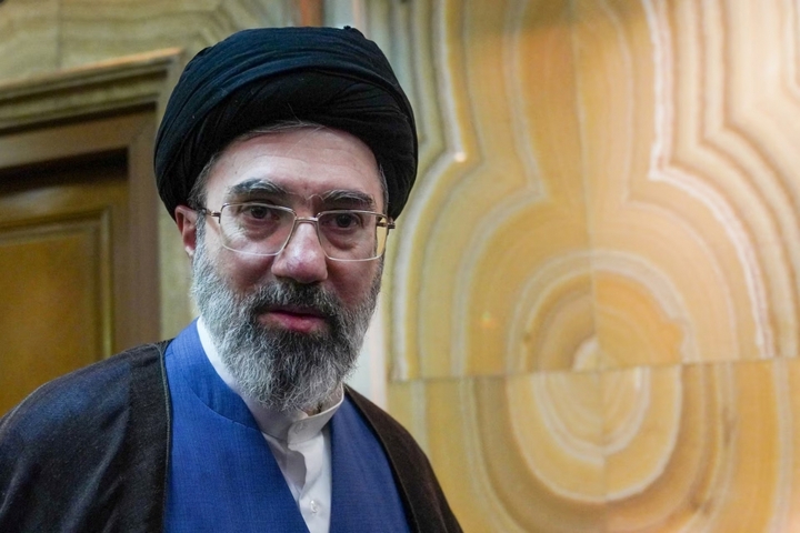 Mỹ – Iran xác nhận dỡ phong tỏa, Đại giáo chủ Khamenei phê chuẩn thỏa thuận