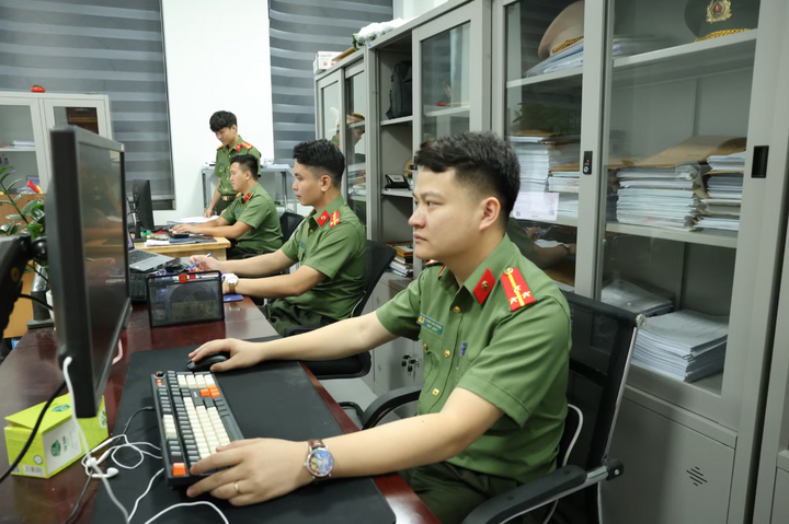 Bóc gỡ đường dây giả danh dịch vụ công lừa đảo gần 1.000 tỷ đồng
