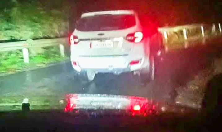 Xác minh ô tô không nhường đường xe cấp cứu trên quãng đường 2km